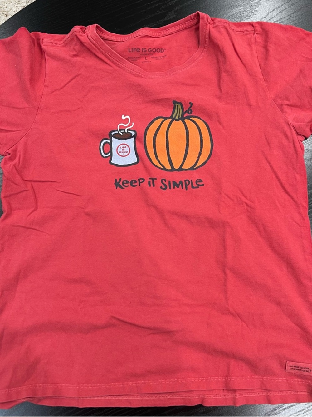 Life is Good Women’ Keep It Simple' Pumpkin Graphic Tee - Coral Red